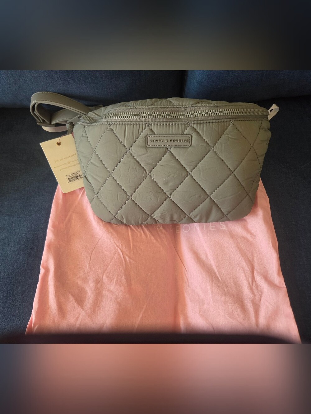 Poppy & Peonies Quilted Crossbody Belt Bag in Gray